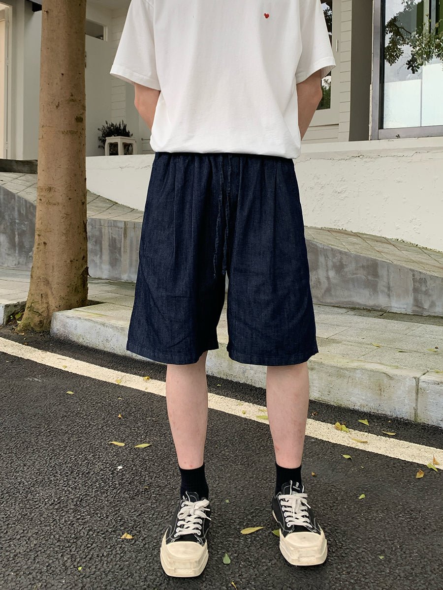 Elastic waist denim shorts