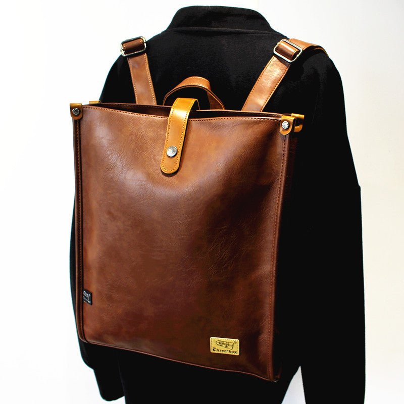 Large -capacity leather backpack