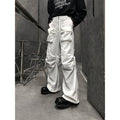 Multi -pocket cargo pants
