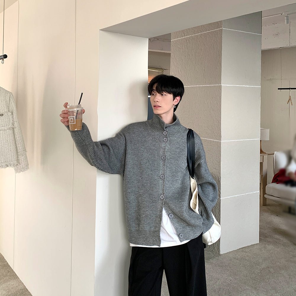 Turtle neck knit cardigan