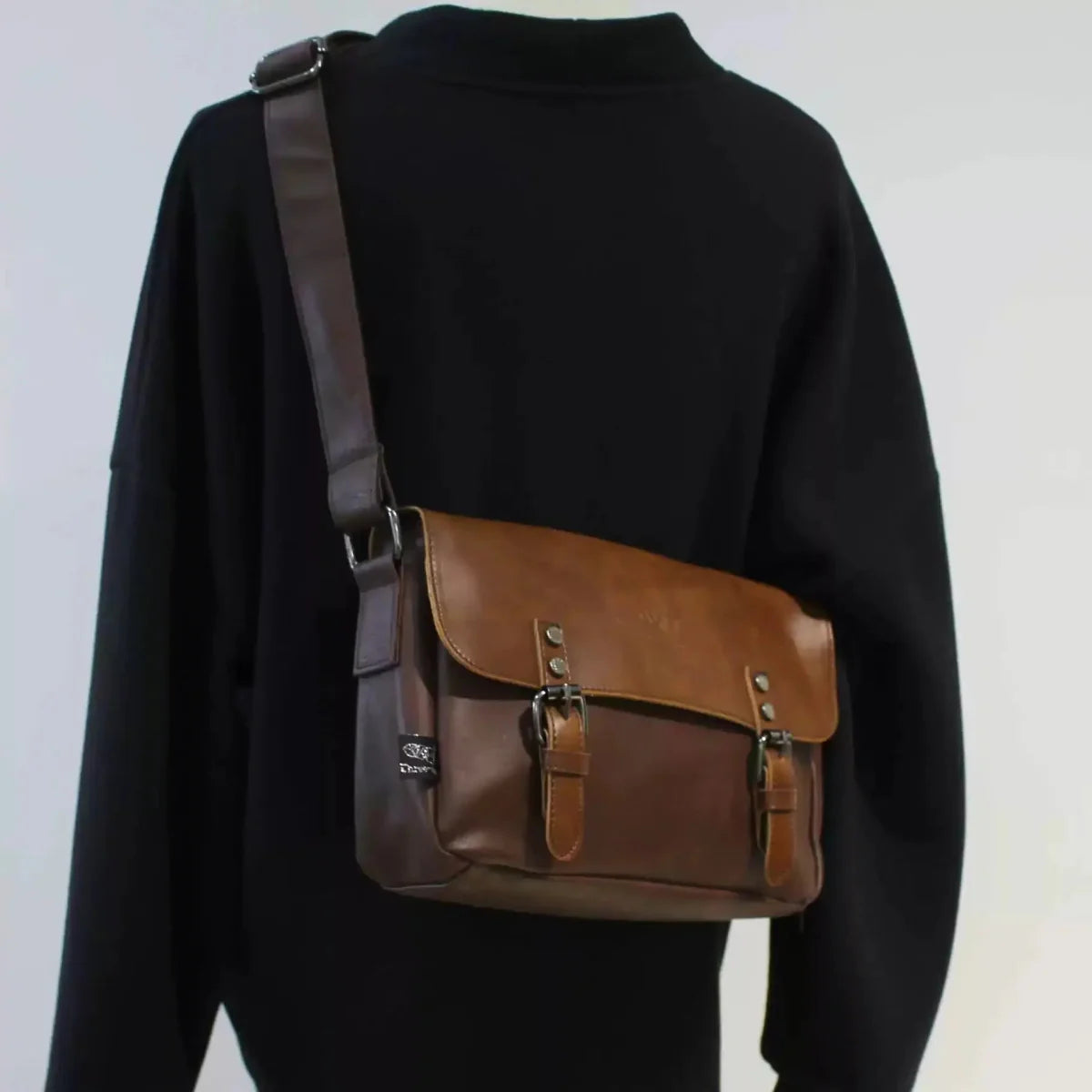 Vintage Leather Messenger Bag　OR3618